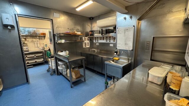 WhatsApp-Image-2025-09-21-at-18.44.09